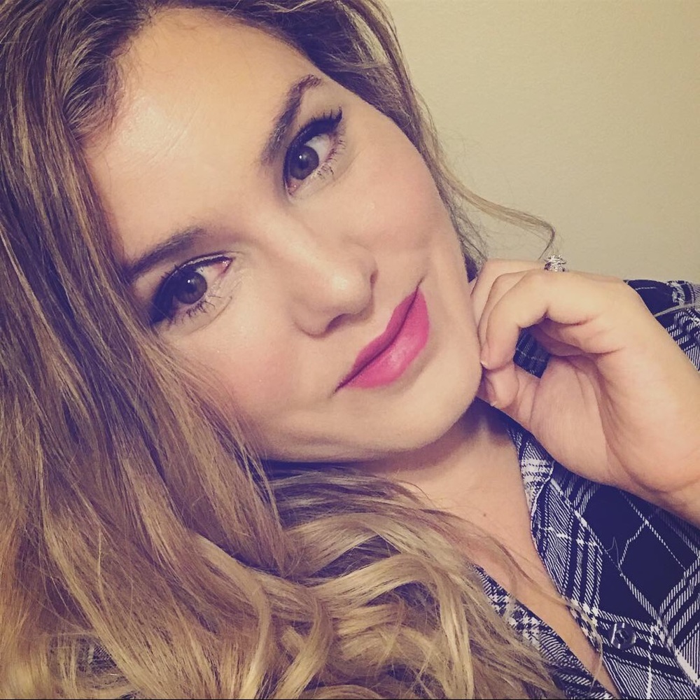 Meet your Posher, Brenna